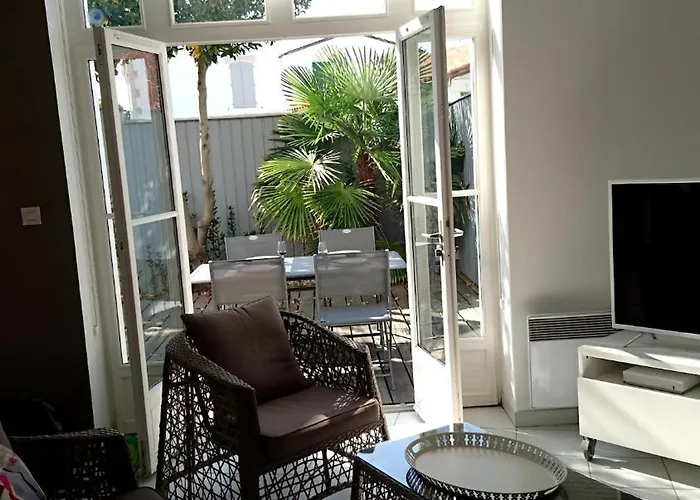 Charme Et Confort Dans St Martin De Re Terrasse & Parking Apartmán