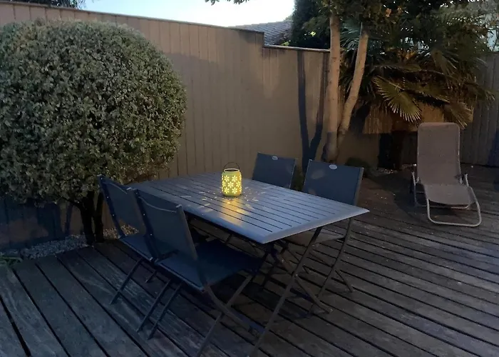 Charme Et Confort Dans St Martin De Re Terrasse & Parking Apartmán *